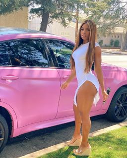 Qimmah Russo feet photo thumbnail