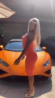 Qimmah Russo feet photo thumbnail