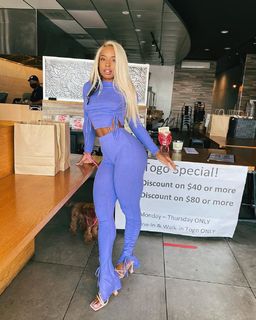 Qimmah Russo feet photo thumbnail