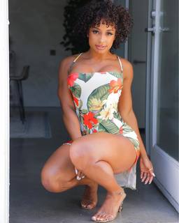 Qimmah Russo feet photo thumbnail