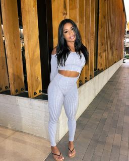 Qimmah Russo feet photo thumbnail