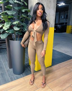 Qimmah Russo feet photo thumbnail