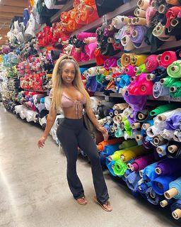 Qimmah Russo feet photo thumbnail