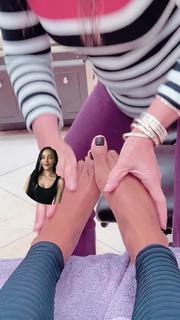 Qimmah Russo feet photo thumbnail