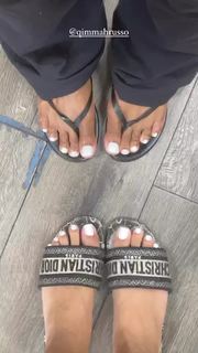 Qimmah Russo feet photo thumbnail
