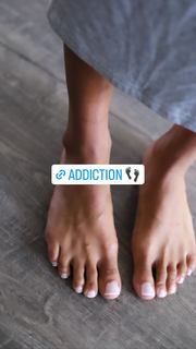 Qimmah Russo feet photo thumbnail