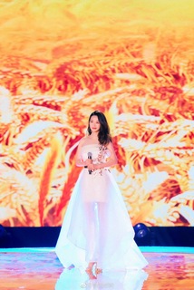 Qin Li feet photo 19