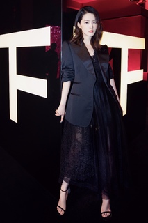Qin Li feet photo 7