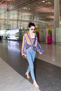 Qin Li feet photo 8