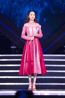 Qin Li feet photo 2