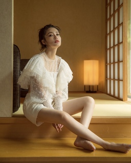 Qin Li feet photo 8