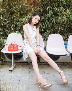 Qin Li feet photo 4