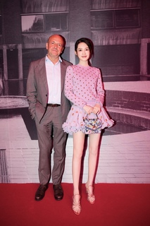 Qin Li feet photo 2