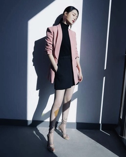 Qin Li feet photo 11
