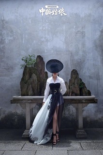 Qin Li feet photo 4