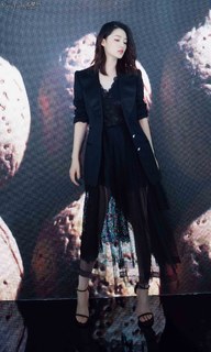 Qin Li feet photo 2