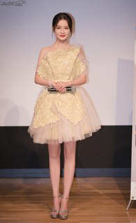 Qin Li feet photo 1