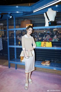 Qin Li feet photo 12