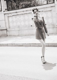 Qin Li feet photo 6