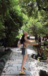 Qin Li feet photo 1
