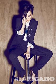 Qing Xu feet photo 7
