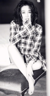 Qing Xu feet photo 8