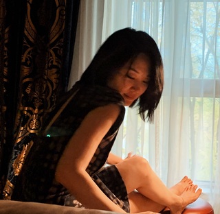 Qing Xu feet photo 3