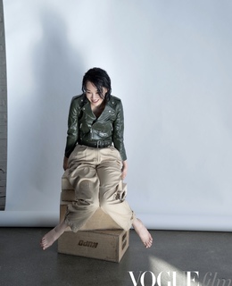 Qing Xu feet photo 14