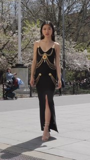 Qiyu Zhou feet photo thumbnail