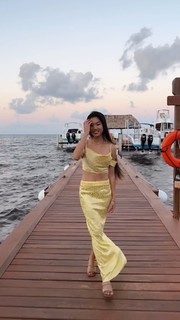 Qiyu Zhou feet photo thumbnail