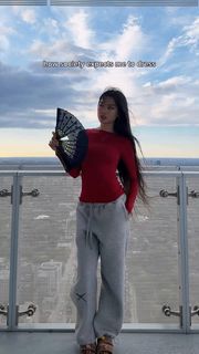 Qiyu Zhou feet photo 2