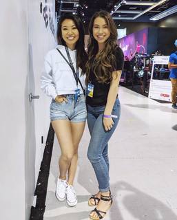 QuarterJade feet photo thumbnail