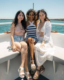 QuarterJade feet photo thumbnail