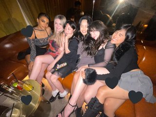 QuarterJade feet photo thumbnail