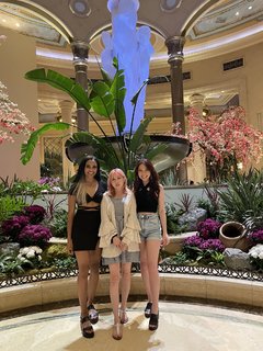 QuarterJade feet photo thumbnail