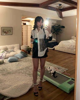 QuarterJade feet photo thumbnail