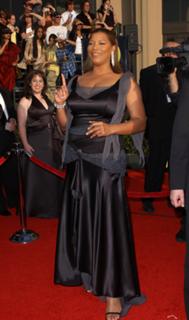 Queen Latifah feet photo thumbnail