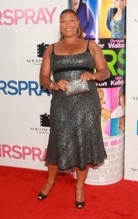 Queen Latifah feet photo thumbnail