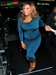 Queen Latifah feet photo thumbnail