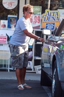Queen Latifah feet photo thumbnail