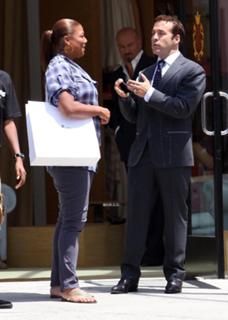 Queen Latifah feet photo thumbnail