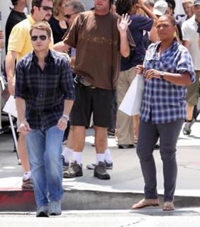 Queen Latifah feet photo thumbnail