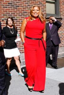 Queen Latifah feet photo thumbnail