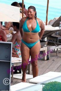 Queen Latifah feet photo thumbnail