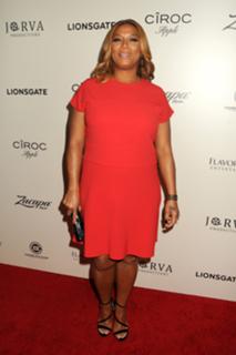 Queen Latifah feet photo thumbnail