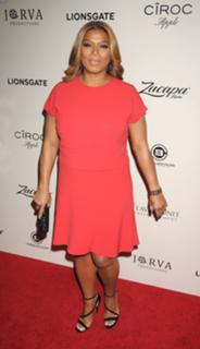 Queen Latifah feet photo thumbnail