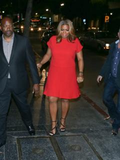Queen Latifah feet photo thumbnail
