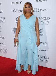 Queen Latifah feet photo thumbnail