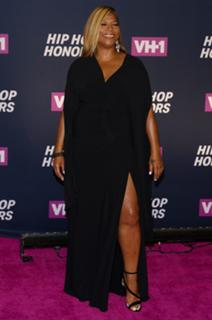 Queen Latifah feet photo thumbnail