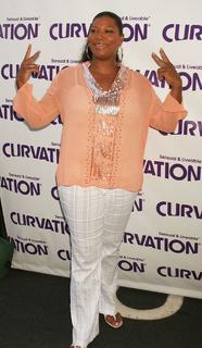 Queen Latifah feet photo thumbnail